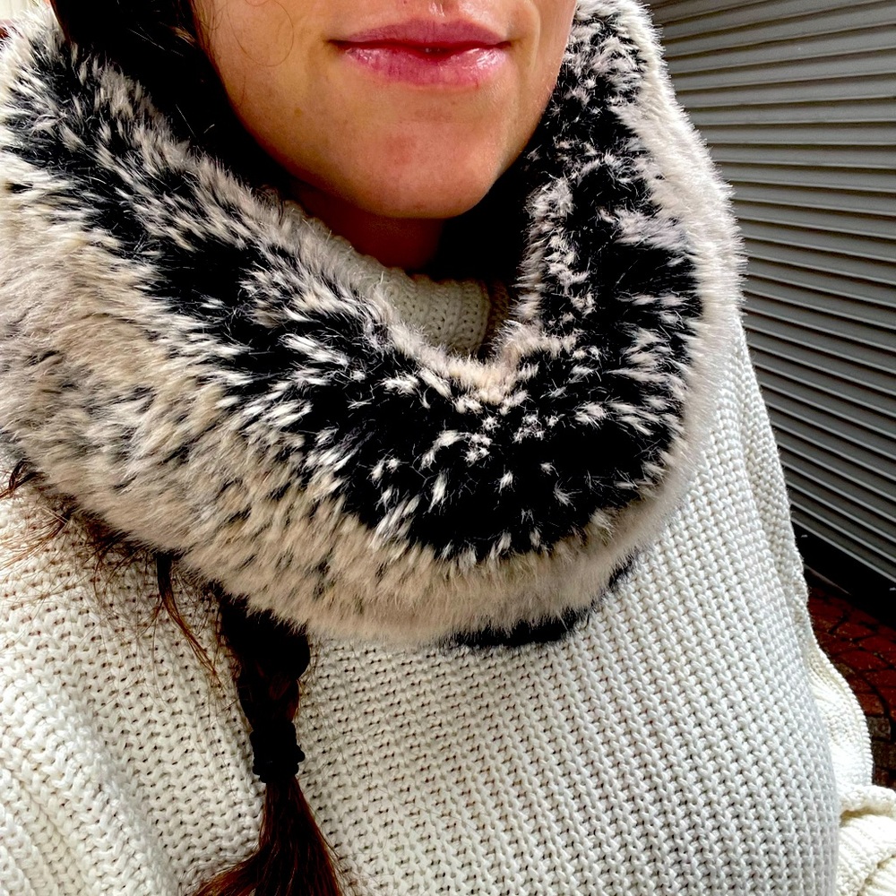 Anthropologie fake fur infinity scarf